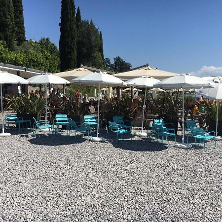 Apart-Hotel La Rocchetta ปาเดงเก ซุล การ์ดา ภายนอก รูปภาพ