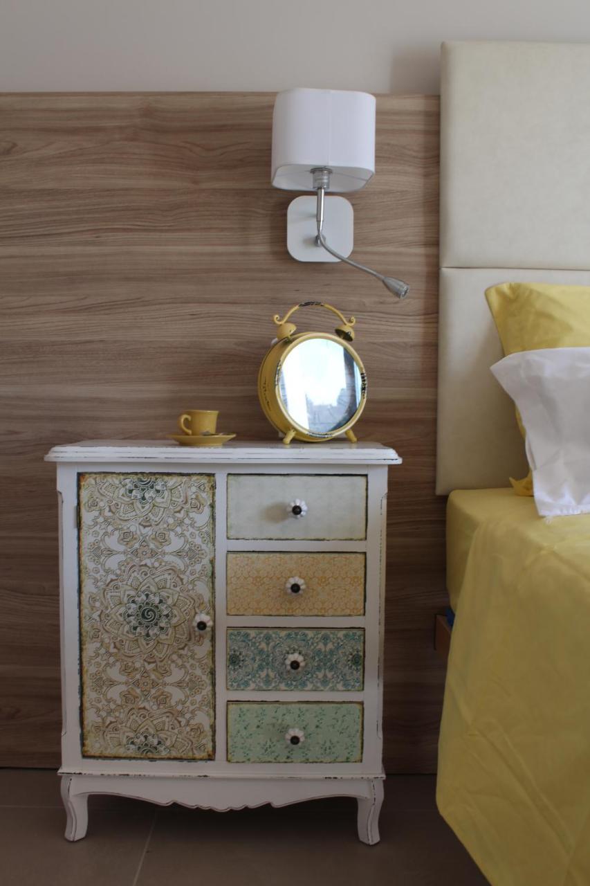 Apart-Hotel La Rocchetta ปาเดงเก ซุล การ์ดา ภายนอก รูปภาพ