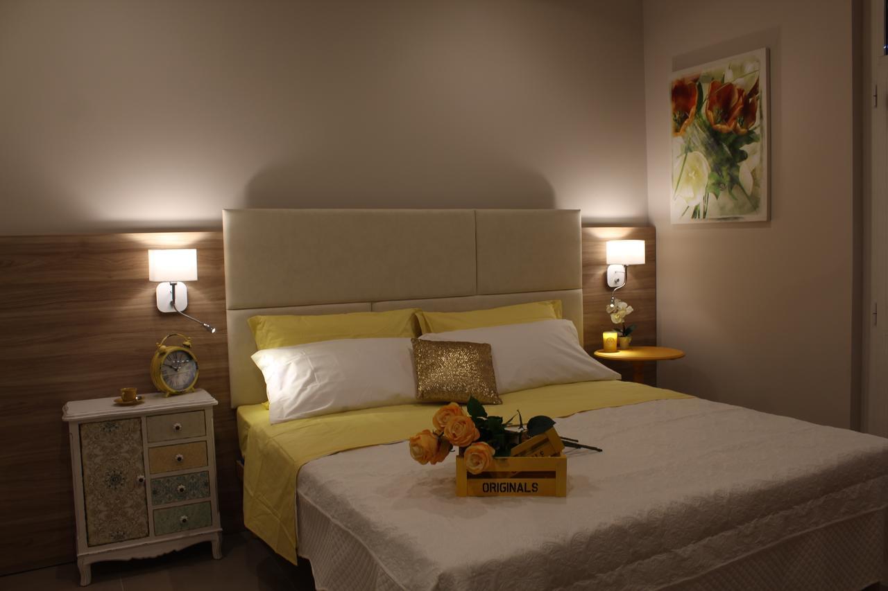 Apart-Hotel La Rocchetta ปาเดงเก ซุล การ์ดา ภายนอก รูปภาพ